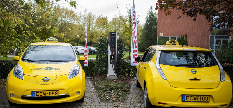 Taxis tüntetés fokozta volna a közlekedési káoszt, de elmaradt