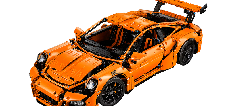 2700+ darabból kell összerakni a Lego Porschét