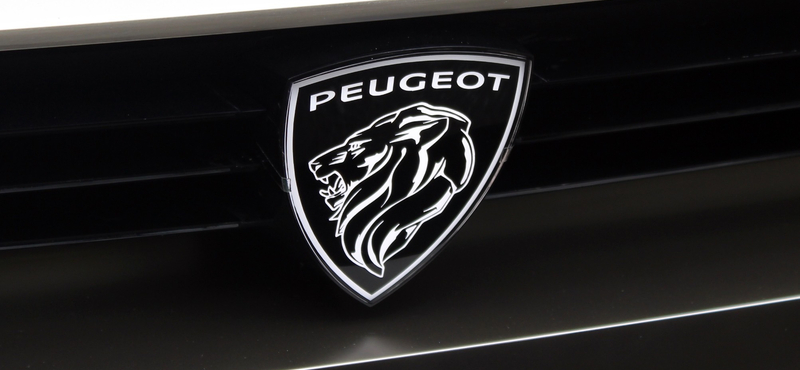 Megújult logót kap a Peugeot