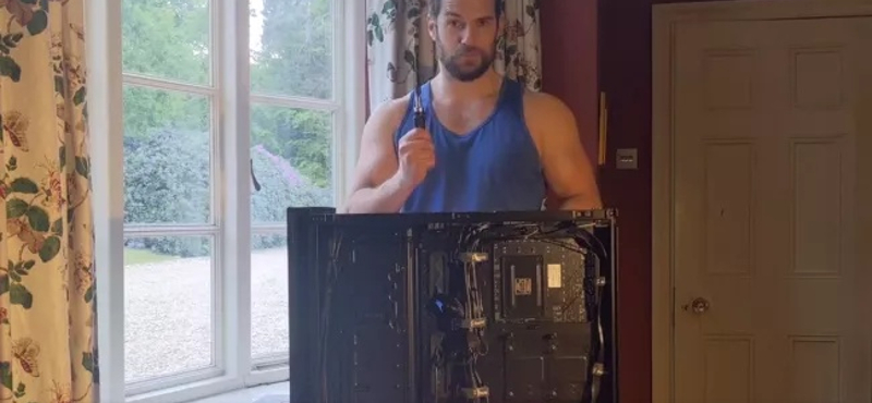 Zseniális videó: így épít gamer PC-t a Vaják főszereplője, Henry Cavill