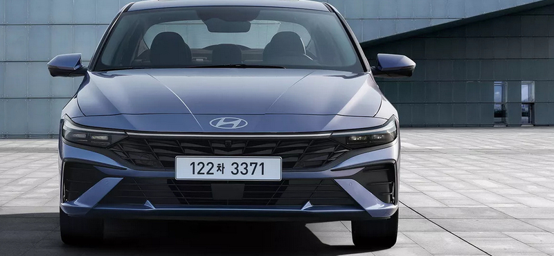 Megújult a Hyundai szedánja, az immár okosórával is nyitható Elantra