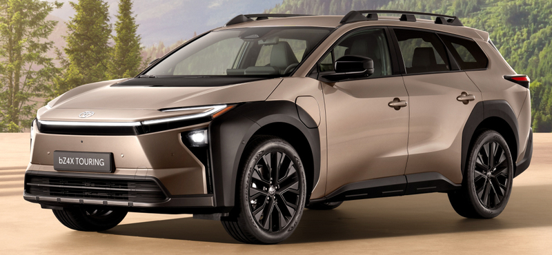 380 lovas új elektromos terepkombi a Toyotától