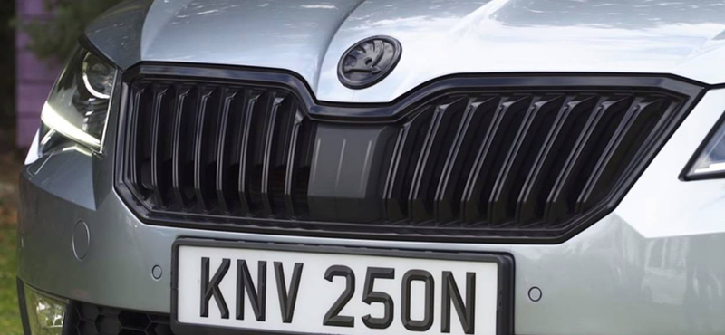Titkos cseh fegyver: itt az M5-ös BMW-t verő 560 lóerős Skoda Superb