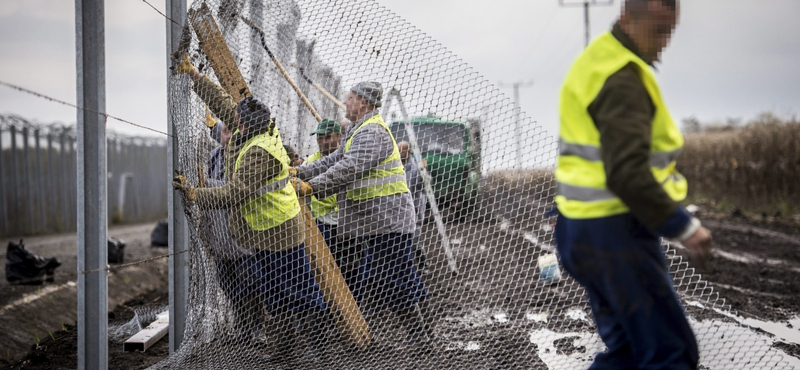 Kerítésre nem is kaphatunk pénzt, határvédelemre viszont 45 milliárdot küldött Brüsszel