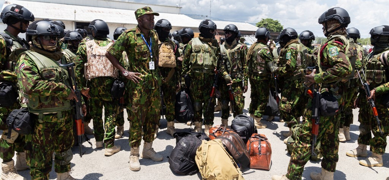 Haiti bandák éhező gyerekeket toboroznak a biztonsági erők elleni harcokhoz