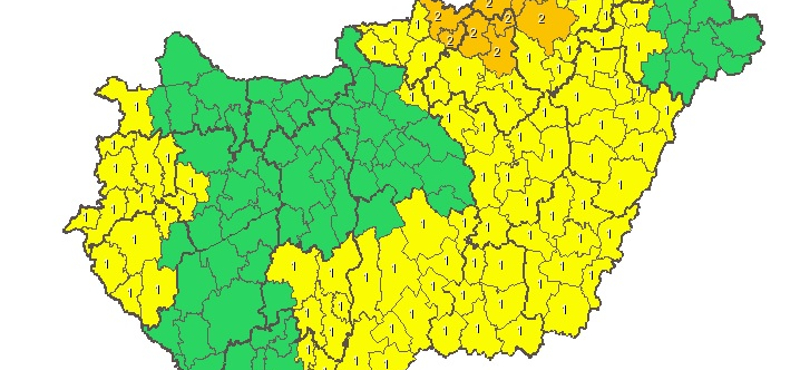 Másodfokú riasztást adtak ki, több járásban heves zivatar jöhet