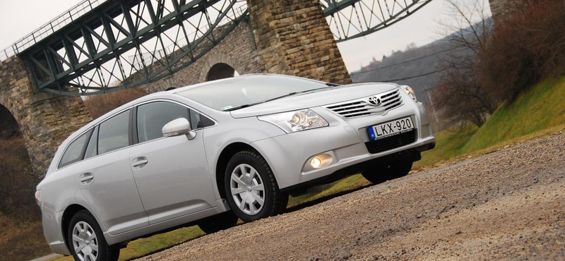 Toyota Avensis teszt: a hivatalnokok imádni fogják