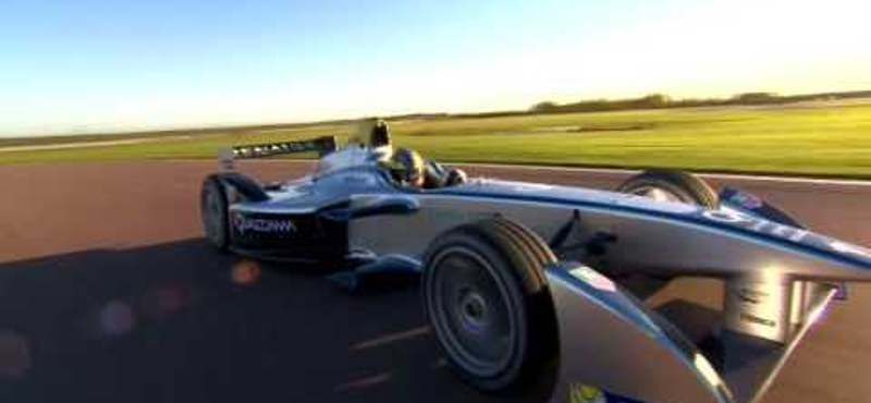 Elképesztő hanggal tesztelt egy Formula E Car (videó!)