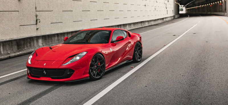 A kevesebb több: szolid tuningot kapott a Ferrari 812 Superfast