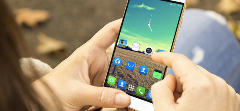 Akinek androidos a telefonja, mindenki megkapja a nagy újítást: ritkábban kell majd tölteni