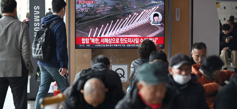 Észak-Korea ballisztikus rakéták kilövésével tiltakozott az amerikai-dél-koreai hadgyakorlat ellen