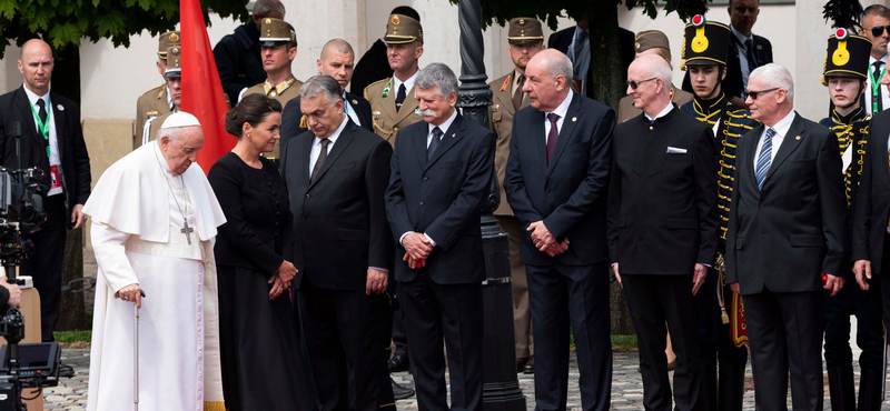 Ferenc pápa: Nem a Piroska és a farkasról beszéltünk Orbánnal