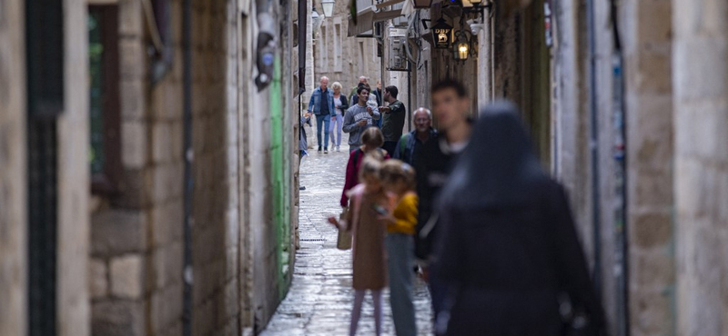 Dubrovnik megtiltaná az apartmanépítést, és nekimenne a rövid távú lakáskiadásnak is