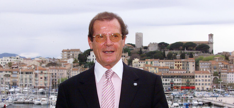 Meghalt Roger Moore