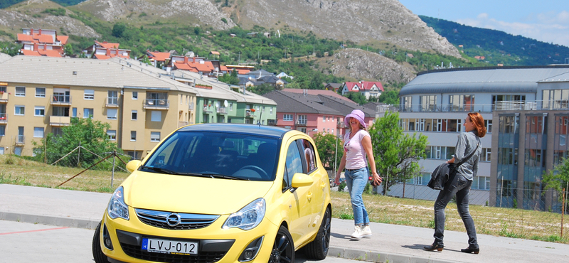 Opel Corsa teszt: rikít, de nem sportos