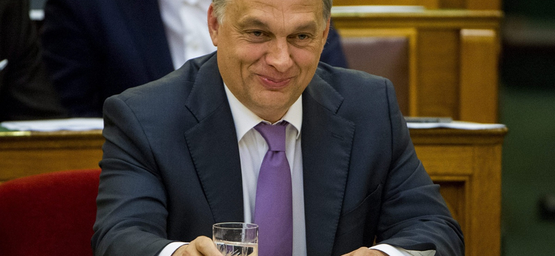 Három hét múlva értékeli minisztereit Orbán