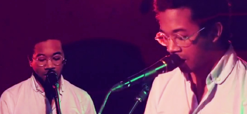 Zene kávéhoz: Toro Y Moi - Light Black live (videó)