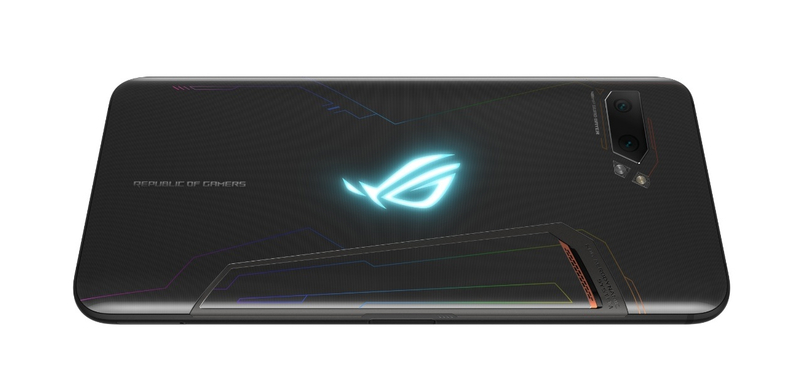 Tarol az Asus ROG Phone II Kínában, már 2,3 millió előrendelést adtak le rá