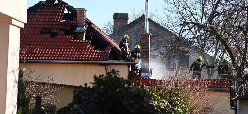 Egy lakója okozhatott tüzet egy kigyulladt, 18. kerületi családi háznál