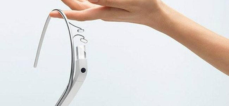 Google Glass: ennyi volt, itt a vége?