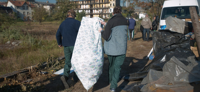 Elbontották a zuglói hajléktalantelepet