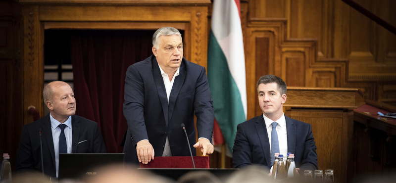 Orbán Viktor összehívta a 135 legbátrabbat, hogy elmondja: megvédik Magyarországot