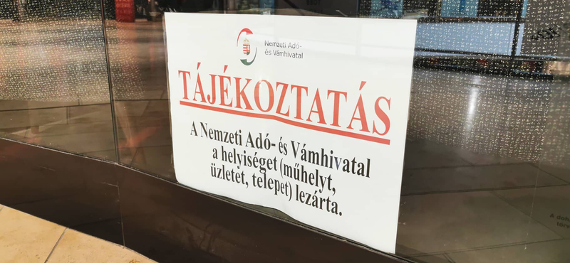 Bezárta a NAV a szegedi Starbucksot, de nem mondhatják meg, miért