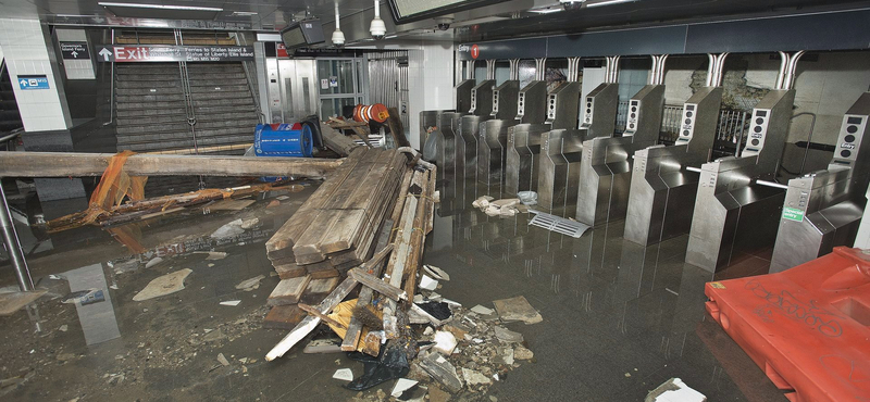 Óriási pusztítást végzett Sandy a New York-i metróban – videó 