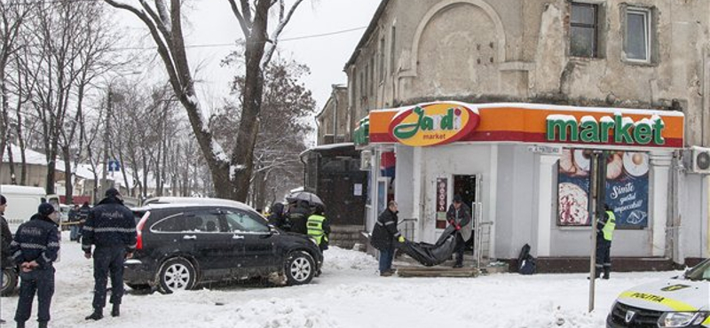 Robbanás volt egy élelmiszerboltnál Moldova fővárosában, ketten meghaltak