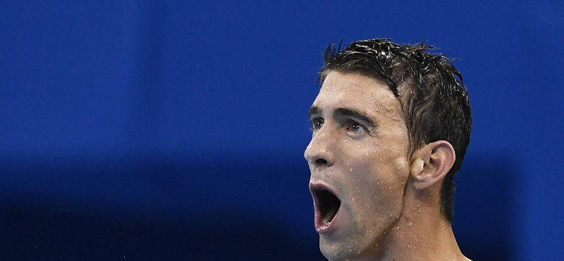 Fotó: Így köpölyözik Michael Phelpst