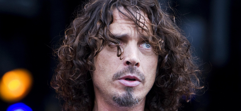 Gyógyszerekkel a vérében akasztotta fel magát Chris Cornell