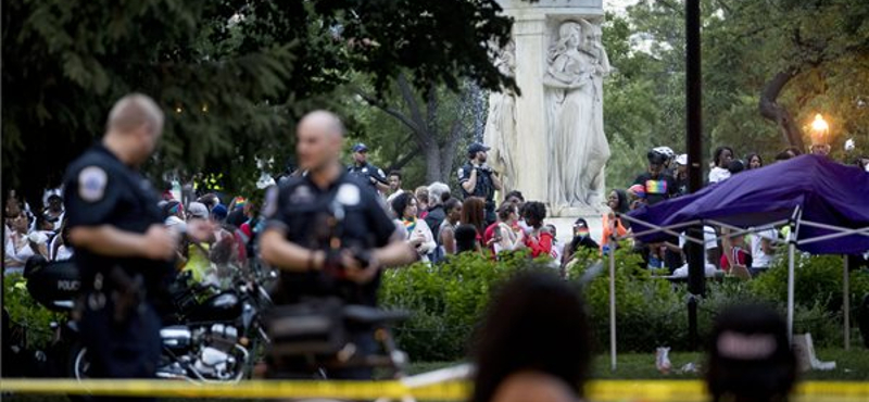 Lövések hangja okozott pánikot a washingtoni Pride-on