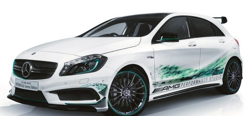 Limitált szériás Mercedes a Forma-1 jegyében