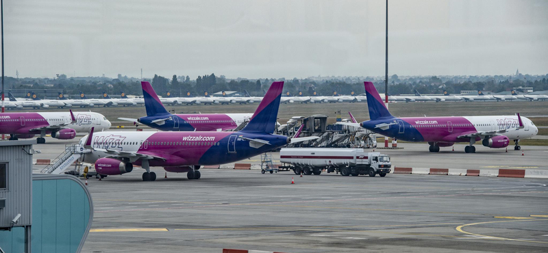 Magyar utas verekedett a WizzAir járatán, útközben kellett leszállni miatta