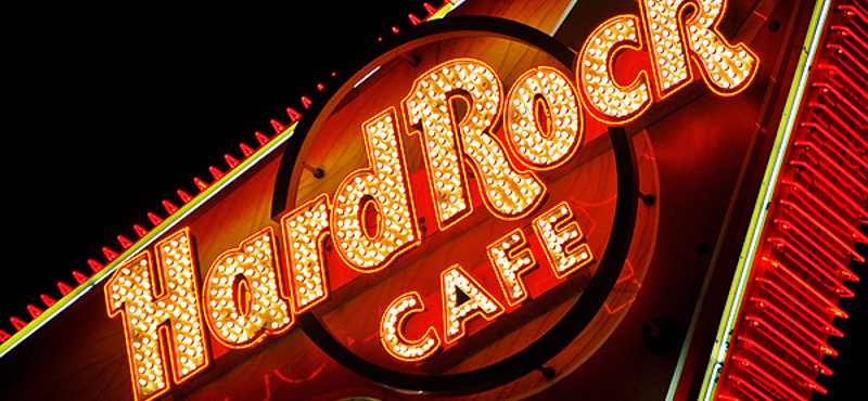 Nyílik az első magyar Hard Rock Café étterem a Vörösmarty téren