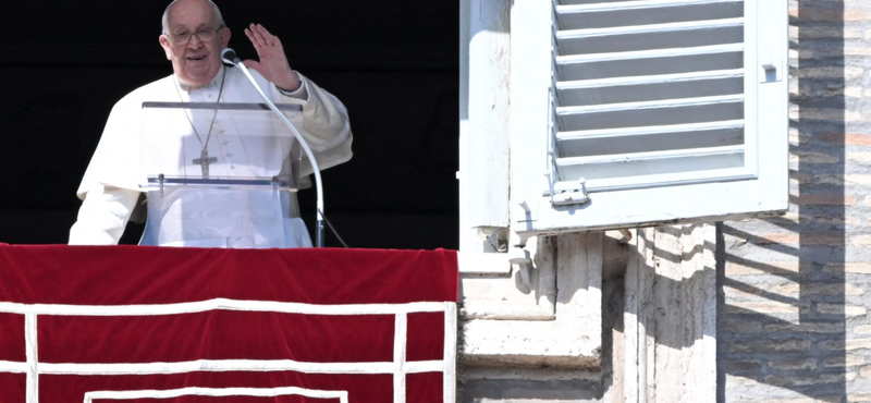 Ferenc pápa diplomáciai rendezést sürget Ukrajnában