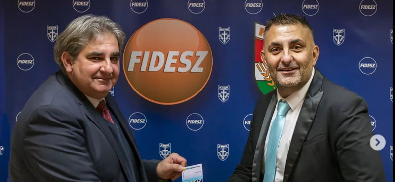 Győzike megkapta Fidesz-tagsági kártyáját