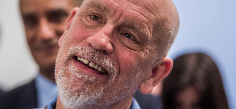 John Malkovich tárlatvezetést tartott a Műcsarnokban