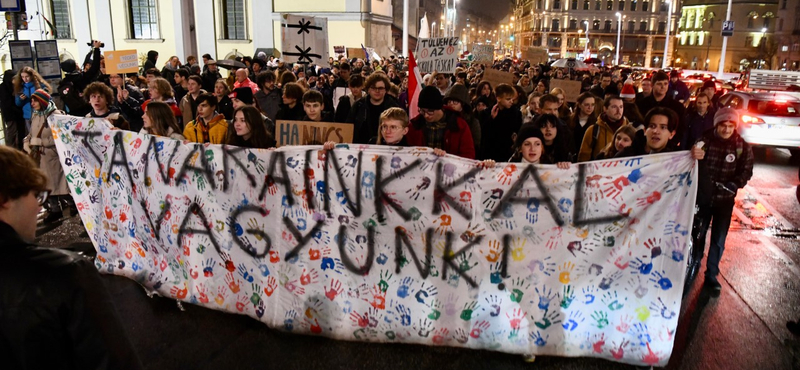 Nem lesz összellenzéki október 23., oktatásügyi tüntetés szorítja háttérbe a pártok saját megemlékezéseit 