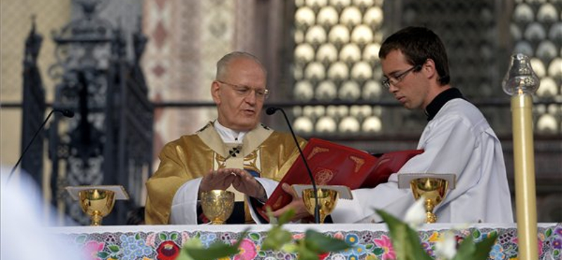 Erdő Péter: "Aki a saját értékeit ismeri és megbecsüli, az tudja tiszteletben tartani a másokét is"