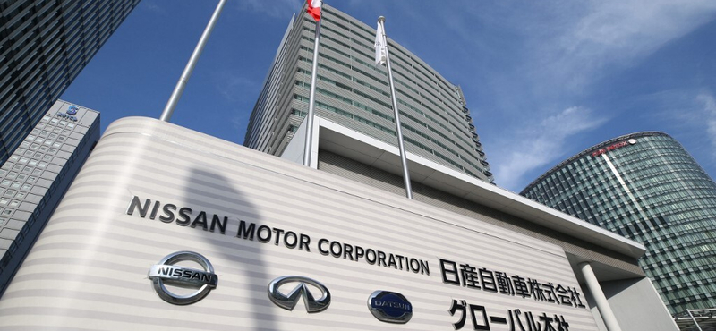 Drasztikus lépésre szánhatja el magát a Nissan, eladnák a központjukat