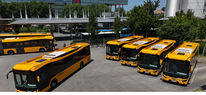 Büszkélkedik a MÁV-vezér: a megígért 1000 új buszból 131 már a nyár közepére meglesz