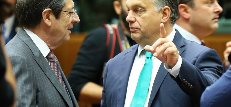 Ellenfél nélkül is megvívta újabb csatáját Orbán Brüsszelben