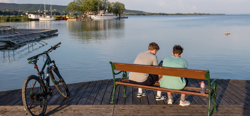 A Balatonban tizedannyi mikroműanyag van, mint a Bodrogban