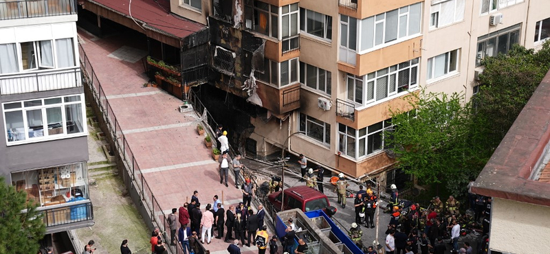 Sokan meghaltak, amikor tűz ütött ki egy isztambuli szórakozóhely felújításakor