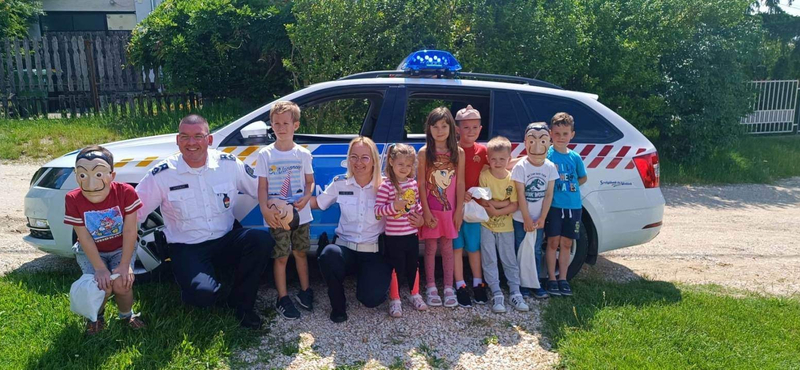 Egy érdi anya kihívta a gyerekzsúrra a rendőrséget, de nem azért, amiért gondolná