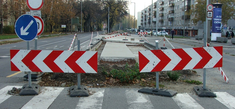 Kósa Lajos "4-es metrója": a debreceni 2-es villamos kisiklása