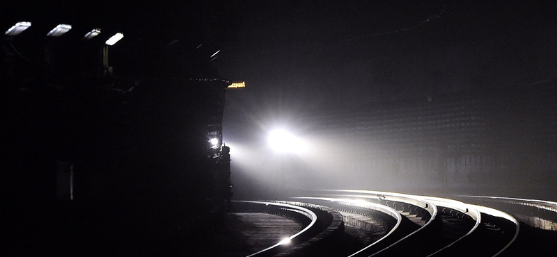 A háború miatt csúszhat és drágulhat a 3-as metró felújítása