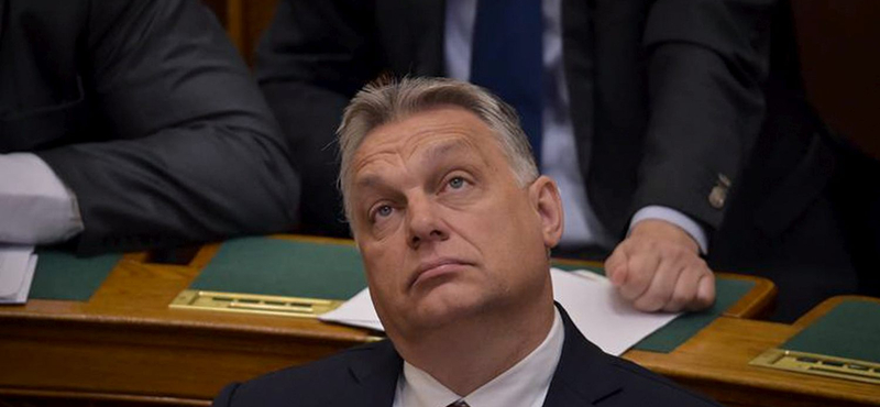 Üzent Európa: Ha Orbán nem tiszteli az értékeinket, nincs helye köztünk