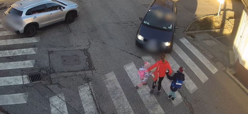 Szemébe sütött a nap, elütött két gyereket és egy nőt egy autós Fonyódon – videó